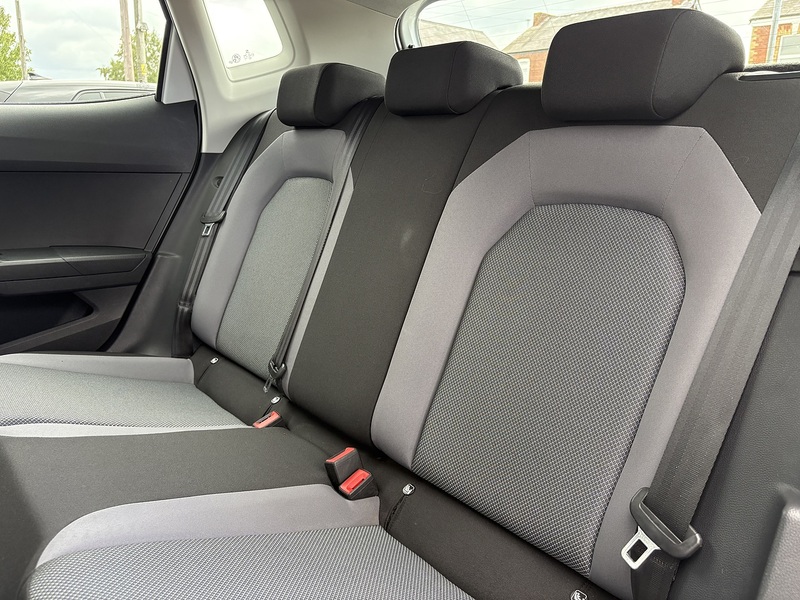 SEAT Arona TSI SE Technology - U480