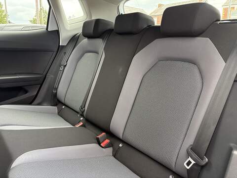 SEAT Arona TSI SE Technology - U480