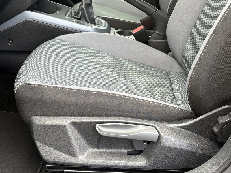 SEAT Arona TSI SE Technology - U480