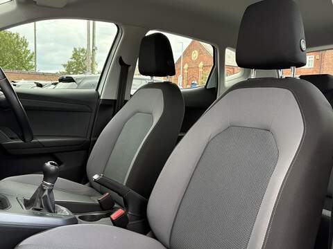 SEAT Arona TSI SE Technology - U480