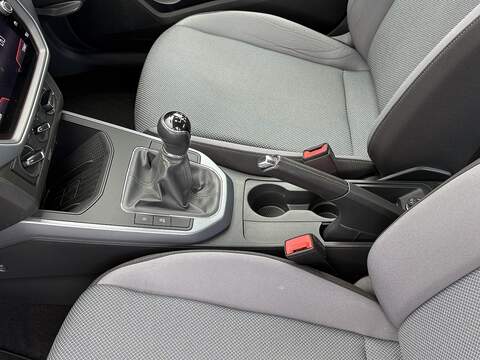 SEAT Arona TSI SE Technology - U480