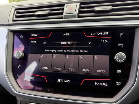 SEAT Arona TSI SE Technology - U480