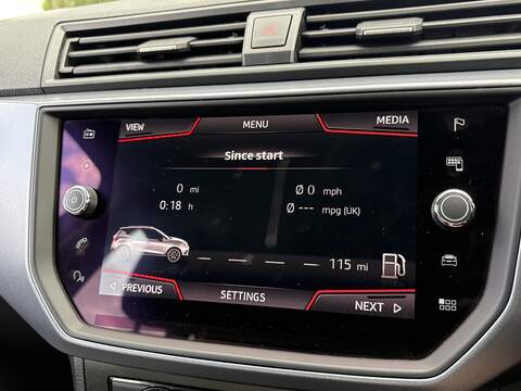 SEAT Arona TSI SE Technology - U480