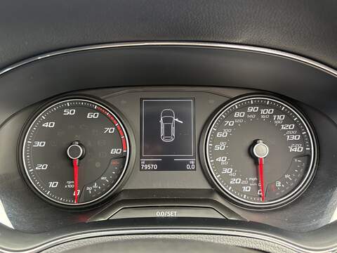 SEAT Arona TSI SE Technology - U480