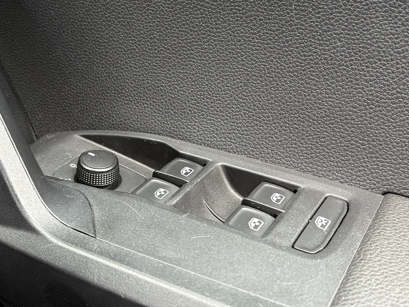 SEAT Arona TSI SE Technology - U480