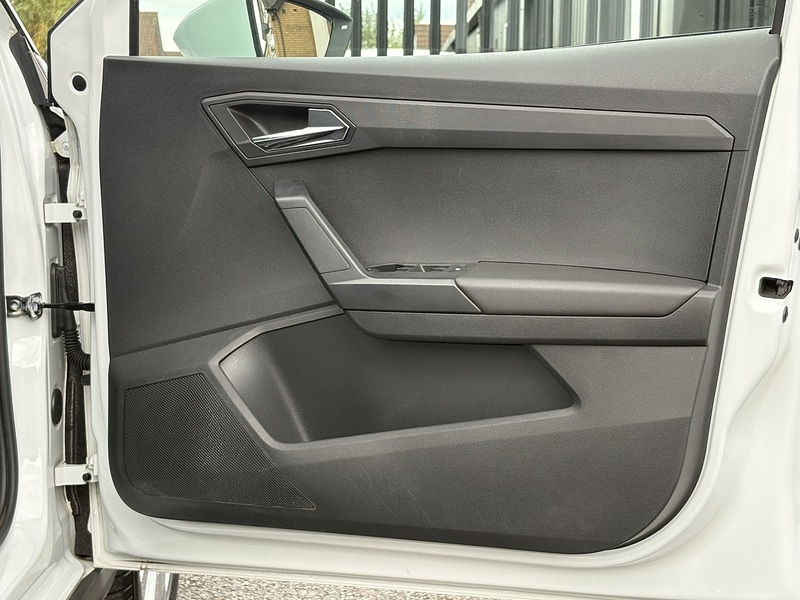 SEAT Arona TSI SE Technology - U480