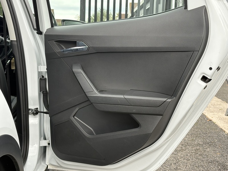 SEAT Arona TSI SE Technology - U480