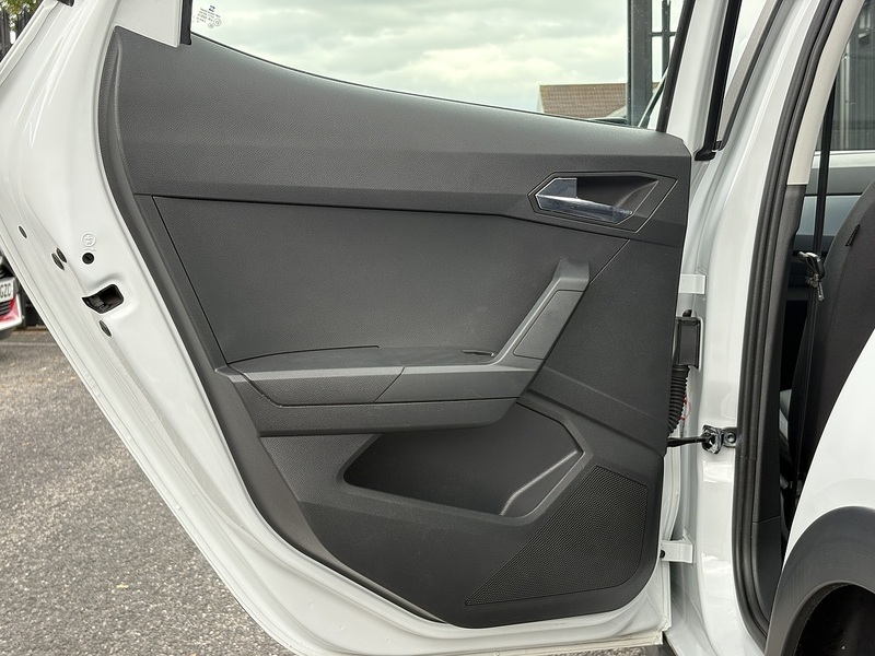 SEAT Arona TSI SE Technology - U480