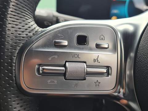 Mercedes-Benz CLA CLA200 AMG Line - U485