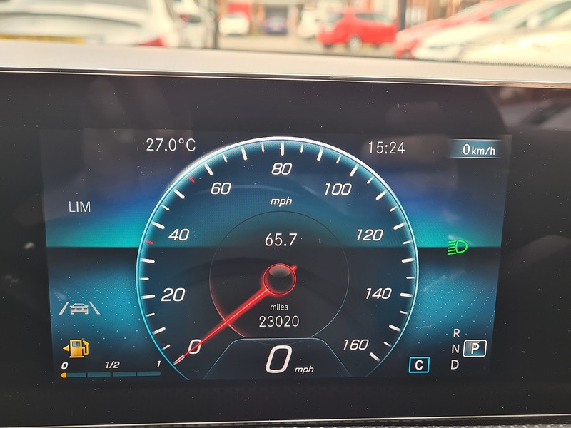 Mercedes-Benz CLA CLA200 AMG Line - U485