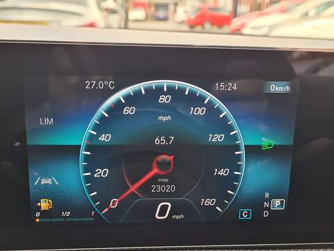 Mercedes-Benz CLA CLA200 AMG Line - U485