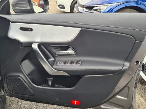 Mercedes-Benz CLA CLA200 AMG Line - U485