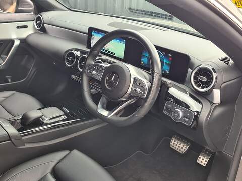 Mercedes-Benz CLA CLA200 AMG Line - U485