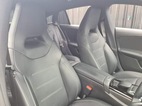 Mercedes-Benz CLA CLA200 AMG Line - U485