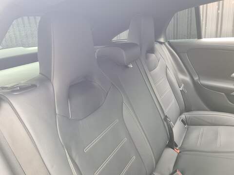 Mercedes-Benz CLA CLA200 AMG Line - U485