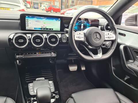 Mercedes-Benz CLA CLA200 AMG Line - U485