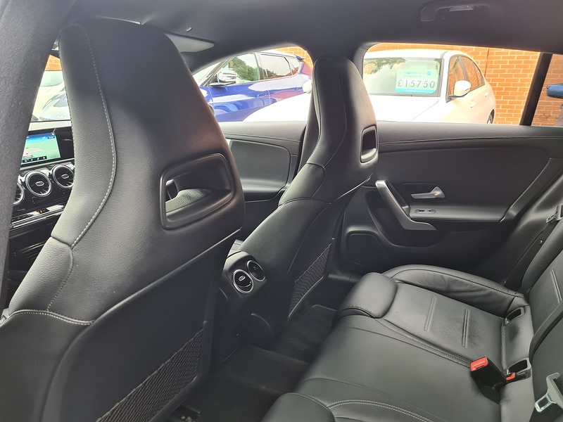 Mercedes-Benz CLA CLA200 AMG Line - U485