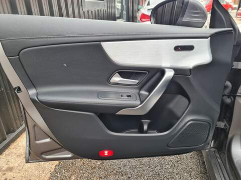 Mercedes-Benz CLA CLA200 AMG Line - U485