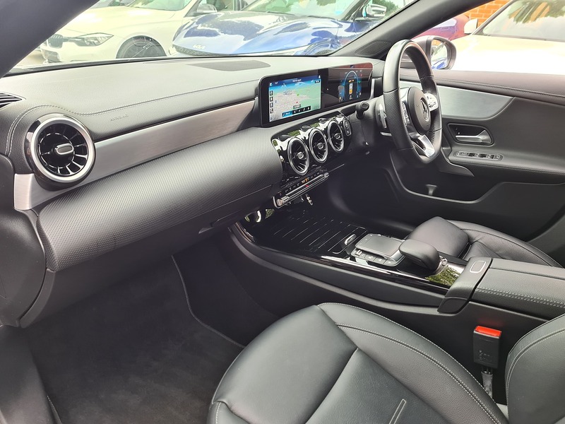 Mercedes-Benz CLA CLA200 AMG Line - U485