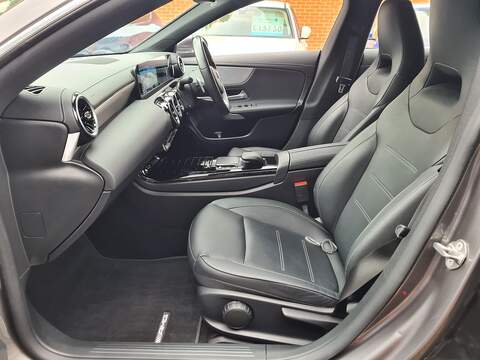 Mercedes-Benz CLA CLA200 AMG Line - U485