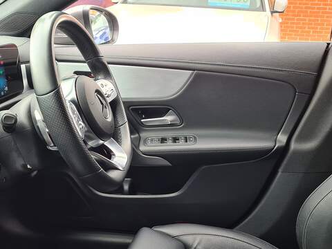 Mercedes-Benz CLA CLA200 AMG Line - U485