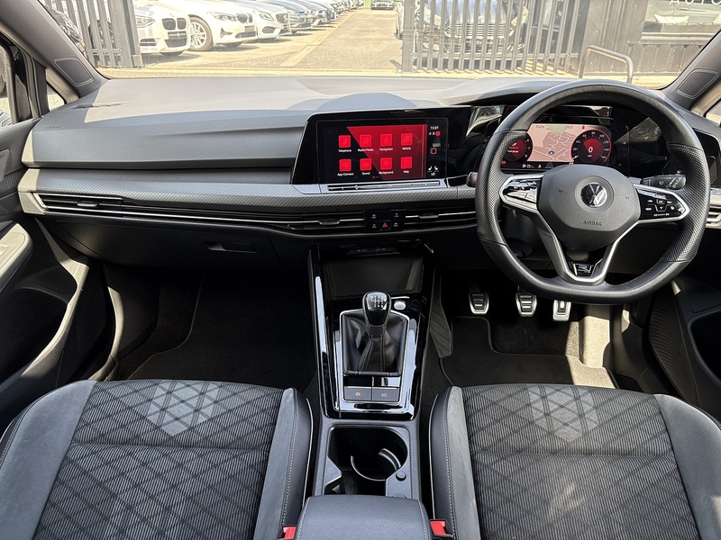 Volkswagen Golf TSI R-Line - U519