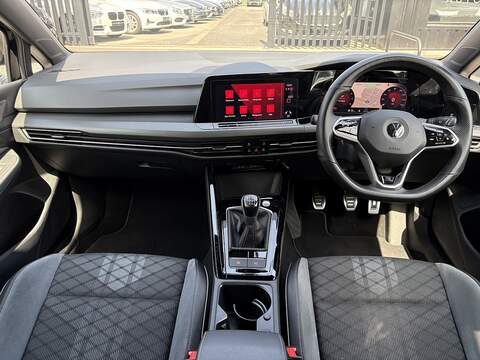 Volkswagen Golf TSI R-Line - U519