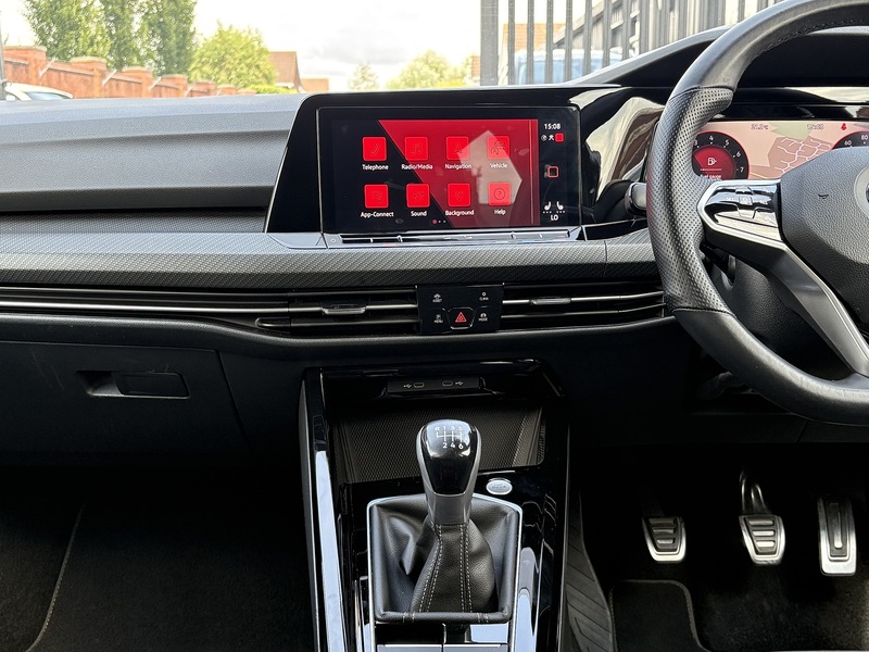 Volkswagen Golf TSI R-Line - U519