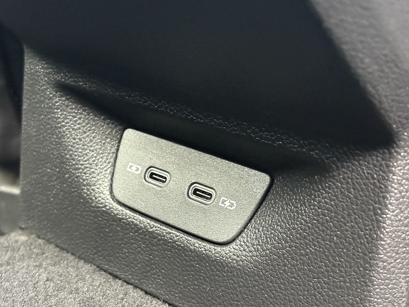 Volkswagen Golf TSI R-Line - U519