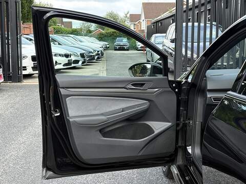 Volkswagen Golf TSI R-Line - U519