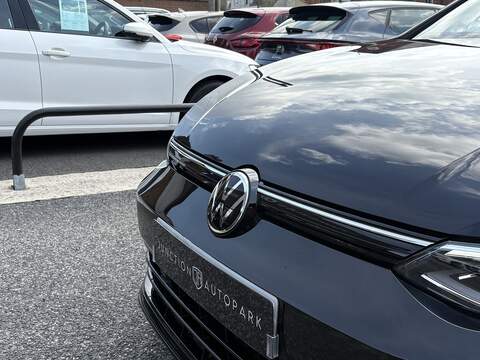 Volkswagen Golf TSI R-Line - U519