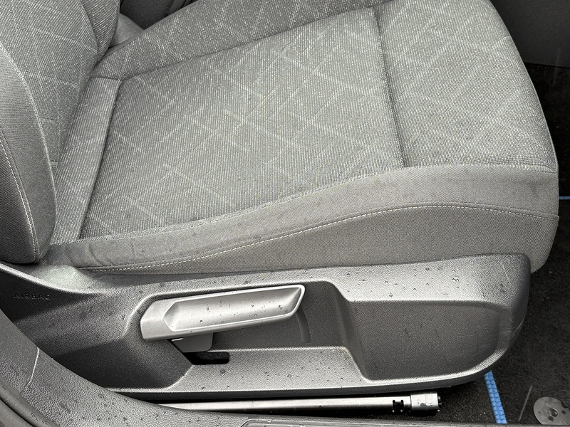 Volkswagen Golf TSI Life - U548