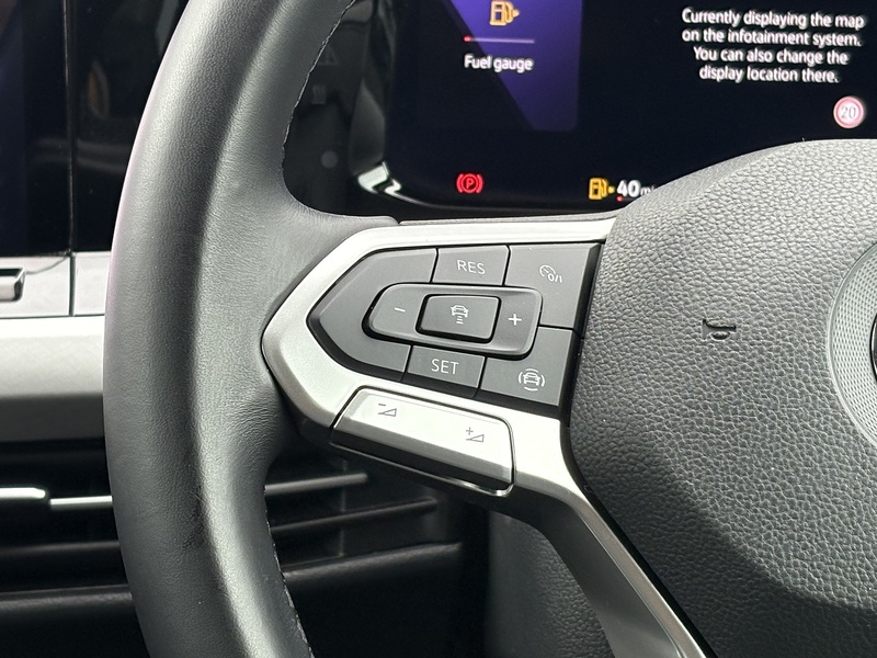 Volkswagen Golf TSI Life - U548