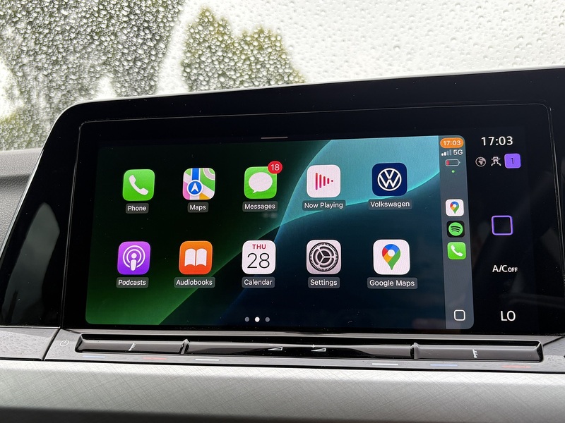 Volkswagen Golf TSI Life - U548