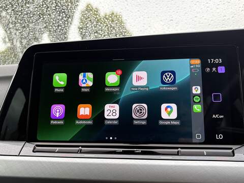 Volkswagen Golf TSI Life - U548