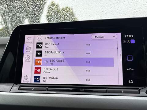 Volkswagen Golf TSI Life - U548