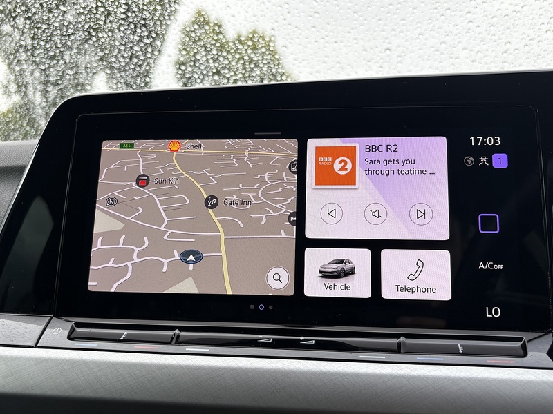 Volkswagen Golf TSI Life - U548