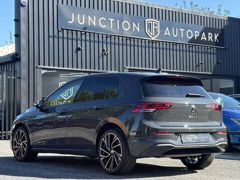 Volkswagen Golf TSI Life - U548