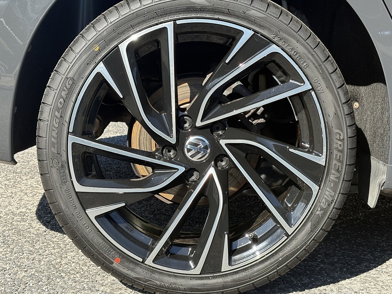 Volkswagen Golf TSI Life - U548