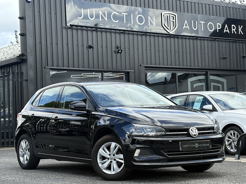 Volkswagen Polo TSI SE - U553