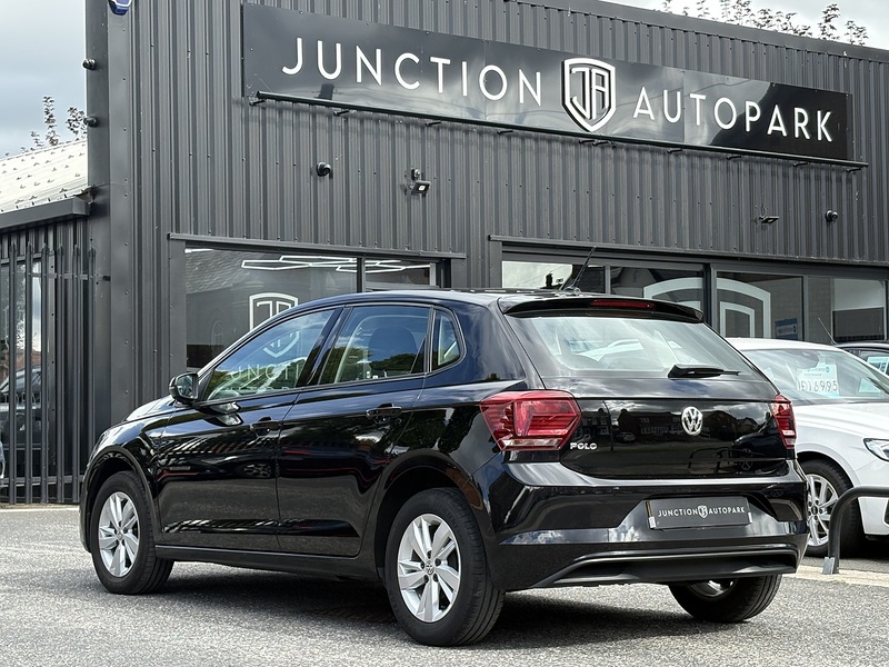 Volkswagen Polo TSI SE - U553