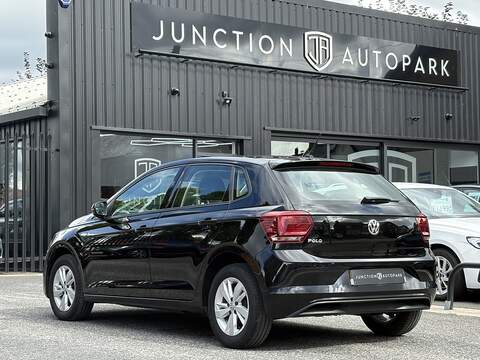 Volkswagen Polo TSI SE - U553