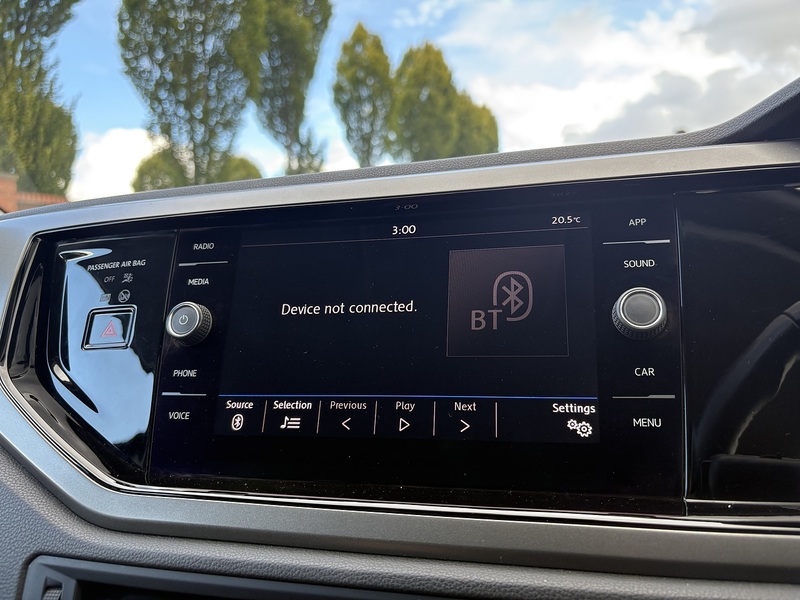 Volkswagen Polo TSI SE - U553