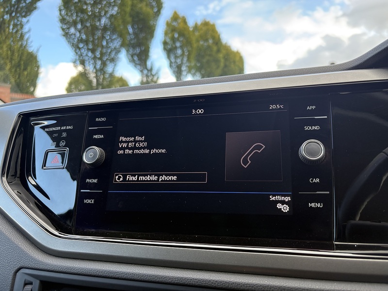 Volkswagen Polo TSI SE - U553