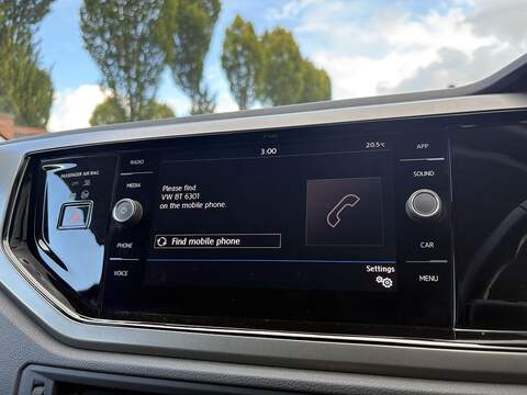 Volkswagen Polo TSI SE - U553