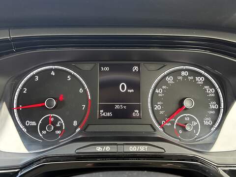 Volkswagen Polo TSI SE - U553