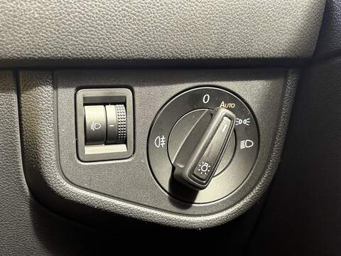 Volkswagen Polo TSI SE - U553