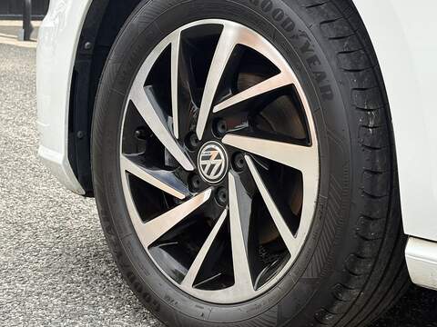 Volkswagen Golf TSI Match Edition - U559