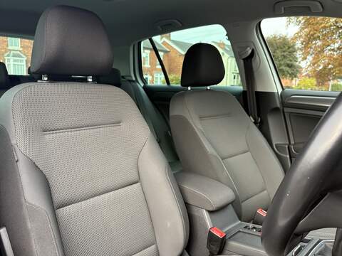 Volkswagen Golf TSI Match Edition - U559