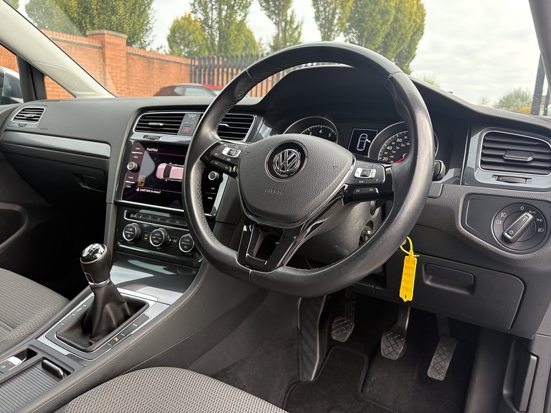 Volkswagen Golf TSI Match Edition - U559